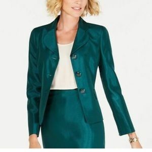 Le Suit Essential Set Women’s Blazer and Skirt